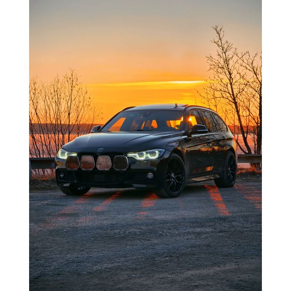 Exceptionally stylish, 7" additional light with a wonderful combination light beam and two different power modes, which also includes a two-color parking light. The perfect light to tame the half-yearly darkness! Measured light output 7783 lm, range 648 m @ 1 lux. - Image 6